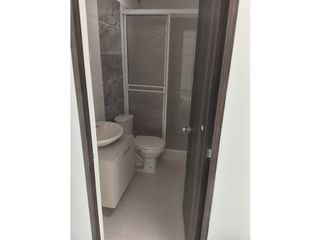 Foto 11 de LUXA VENDE CASA  NUEVA BARRIO EL RETIRO SECTOR SUR