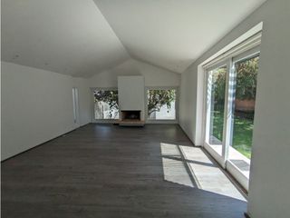 Foto 21 de CASA EN VENTA SANTA ANA ORIENTAL 800 m2