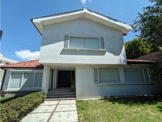 Foto 1 de CASA EN VENTA SANTA ANA ORIENTAL 800 m2