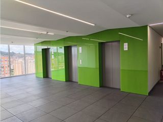 Foto 4 de OFICINA EN ARRIENDO MAZUREN