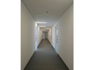 Foto 6 de OFICINA EN ARRIENDO MAZUREN