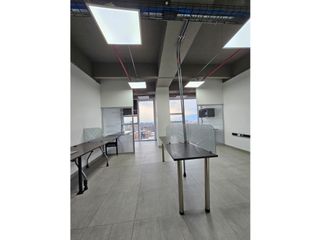 Foto 7 de OFICINA EN ARRIENDO MAZUREN