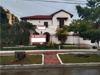 ARRIENDO HERMOSA CASA SECTOR PRADO