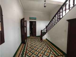 ARRIENDO HERMOSA CASA SECTOR PRADO