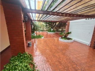 ARRIENDO HERMOSA CASA SECTOR PRADO