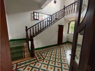 ARRIENDO HERMOSA CASA SECTOR PRADO