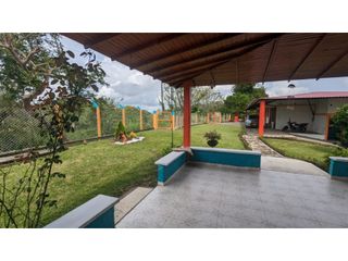 Foto 12 de VENTA FINCA CON PISCINA SECTOR ULLOA VALLE