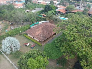 Hermosa finca de 6.400m2 en venta / permuta Rozo Valle Colombia