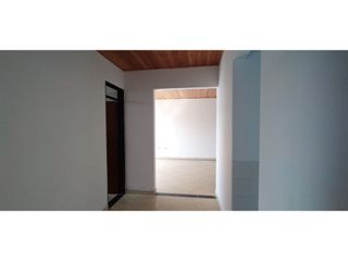 Foto 6 de SE ARRIENDA APARTAMENTO EN TERCER PISO CALLE 30 CON 29A