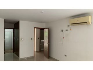Foto 7 de SE ARRIENDA  APARTAMENTO  EN LA CRA 33 N 23-33
