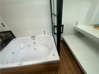 Foto 16 de ARRIENDO APARTAMENTO DUPLEX POBLADO
