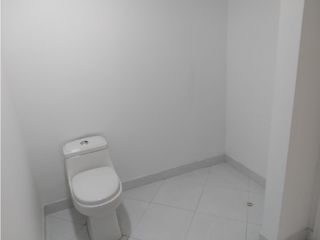 Foto 2 de VENTA OFICINA/APARTAMENTO CHICO RESERVADO SOBRE LA 11