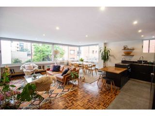 Foto 1 de Se vende apartamento en Chico reservado totalmente remodelado