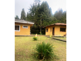 Finca con cabañas en Santa Elena vereda Perico