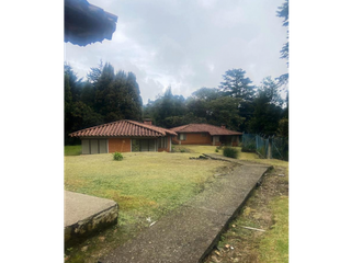 Finca con cabañas en Santa Elena vereda Perico