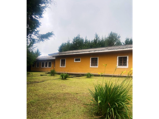 Finca con cabañas en Santa Elena vereda Perico