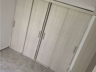 Foto 9 de SE VENDE APTO EN ALAMEDA $165.000.000