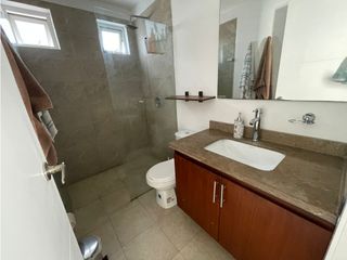 Se arrienda apartamento en Bavaria – Santa Marta CN