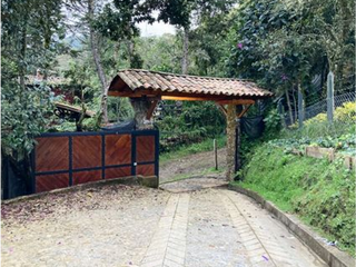 Cabaña En Madera, Santa Elena .Vereda San Ignacio