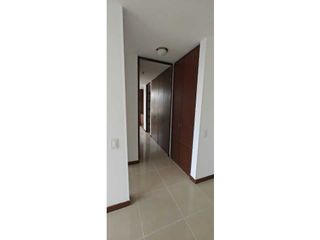 Foto 16 de Apartamento para la venta en el norte cali barrio la flora unidad