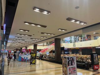 Foto 15 de LOCAL EN VENTA EN CENTRO COMERCIAL