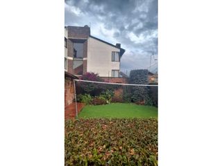 Foto 6 de Venta Casa Cota con Mansarda en madera (GU)