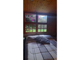 Foto 1 de Venta Casa Cota con Mansarda en madera (GU)