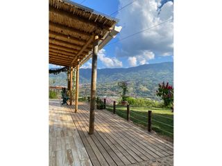 Casa Fina en Venta en Girardota, Antioquia