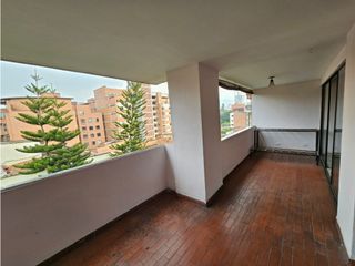 Venta de Apartamento en Medellín Antioquia muy cerca al C.C. UNICENTRO