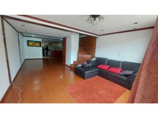 Foto 4 de VENTA HERMOSA CASA EN CASTILLA BOGOTA