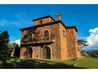 Espectacular Casa Campestre estilo Toscano Villa Italiana en Venta