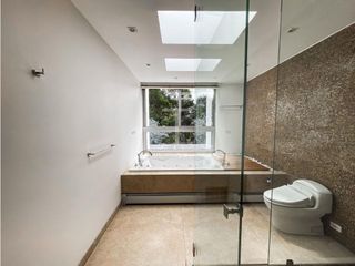 Foto 12 de Casa en venta/arriendo en Bogotá, Chicó Alto