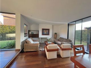 Hacienda Fontanar casa tipo Aliso venta cocina remodelada