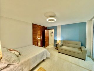 Apartamento con salida la playa en bello horizonte