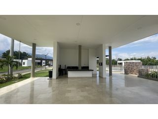 VENTA DE EXCELENTE LOTE EN CONDOMINIO SECTOR LAS MERCEDES