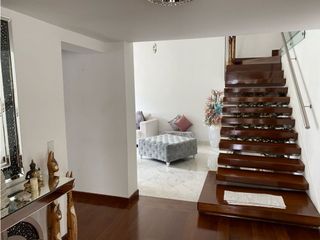 Foto 7 de VENDO CASA NIZA ANTIGUA REMODELADA