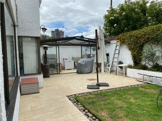 Foto 2 de VENDO CASA NIZA ANTIGUA REMODELADA
