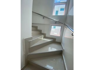 Foto 9 de Se arrienda o se vende Casa En Ciudad Jardín
