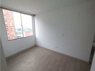 Apartamento de 2 habitaciones + Estudio en Castilla la Nueva