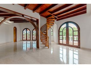 Foto 11 de SE VENDE CASA MANSION DE LUJO EN LAGOS DEL CAUJARAL