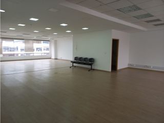 Foto 10 de Se vende o arrienda oficina Chicó Reservado-Bogotá
