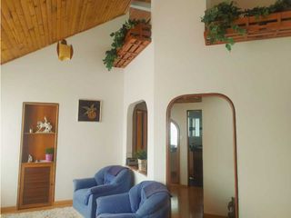 Foto 1 de Vendo APTO 81Mtrs en Alhambra, Duplex., Garaje,, terracita.YG