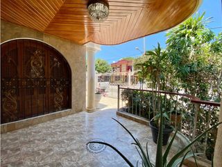 Foto 5 de Amplia casa en venta con vocación comercial o residencial