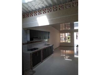 Foto 2 de SE VENDE CASA DE 3 ALCOBAS,  ( los andes ) sur de Armenia Q.