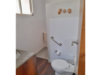 Foto 16 de Maat vende Casa Campestre, La Vega 2.200m2 $780Millones