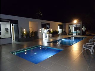 Foto 3 de Maat vende Casa Campestre-Villeta 1.400m2 $1.400Millones