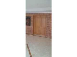 Foto 15 de Apartamento en Arriendo Rosales 180 m2