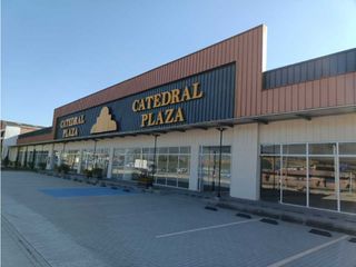 Se vende Local Grande ! centro comercial Catedral Plaza
