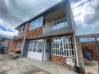 Foto 2 de Se Vende Hermosa casa en Pacho 