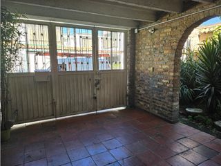 Foto 3 de VENDO CASA PARA REMODELAR EN CEDRITOS, USAQUEN, BOGOTA